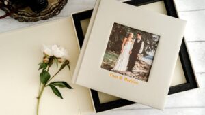 What Makes Some Wedding Albums Look Expensive and Elegant?