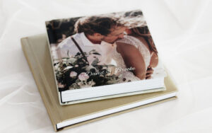 Wedding Album Size Guide: Choosing the Right Dimensions for Your Love Story
