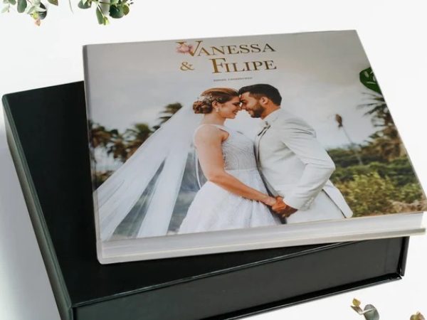 What Makes a Wedding Album Premium